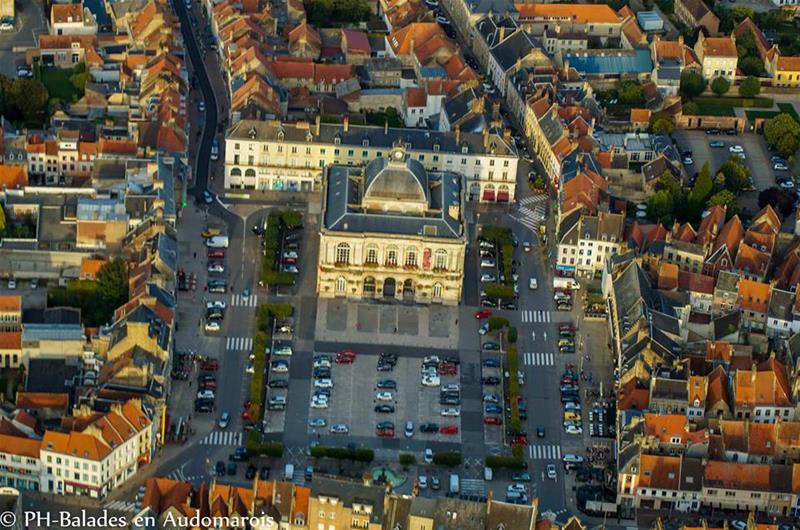 Visit the Grand-Place of Saint-Omer and the heart of the city